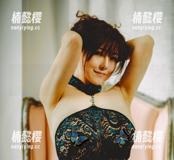 哎呀，樱晚gigi又来了，默蝶的cos更新之前太舞台了嘛？