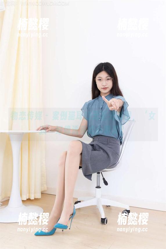 物恋传媒 - 案例猫耳的无圣光美图，‘女孩’好像透着点小调皮？