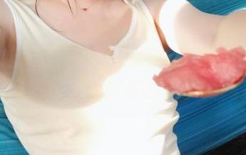 眼酱大魔王w的双马尾集合，你以为是带娃的好妈妈，结果是撩汉的新高招！