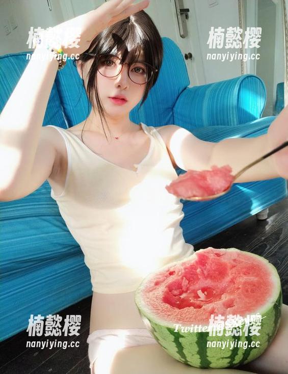 眼酱大魔王w的双马尾集合，你以为是带娃的好妈妈，结果是撩汉的新高招！