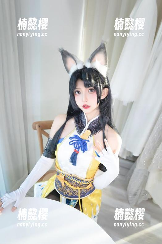 神乐坂真东的黑白护士双人cos，透视一切的高深哲学