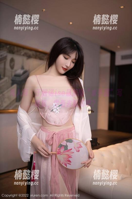 秀人网-于诺诺ise 秀人网 - 于诺诺ise最新版“水手服”写真集,学着去航海吧?