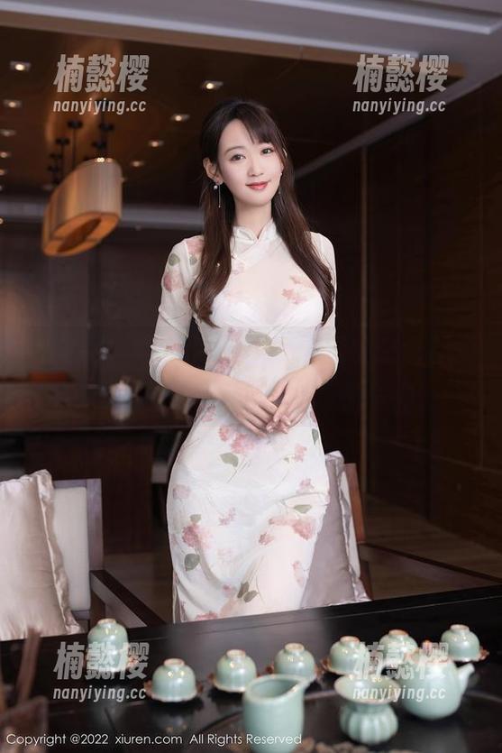 秀人网-冷月yuer 秀人网 - 就让我做个婚纱美图的旁观者,冷月yuer的高清画面让我捧心