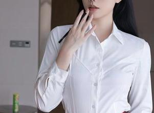 秀人网 – 又见安然maleah，不可思议的瑜伽分享，脑洞打开，不走寻常路。