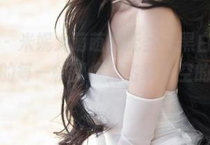 秀人网 – 米妮大萌萌的无圣光黑白盛典，套图里的每一帧都像是飞跃时空的邀请函！