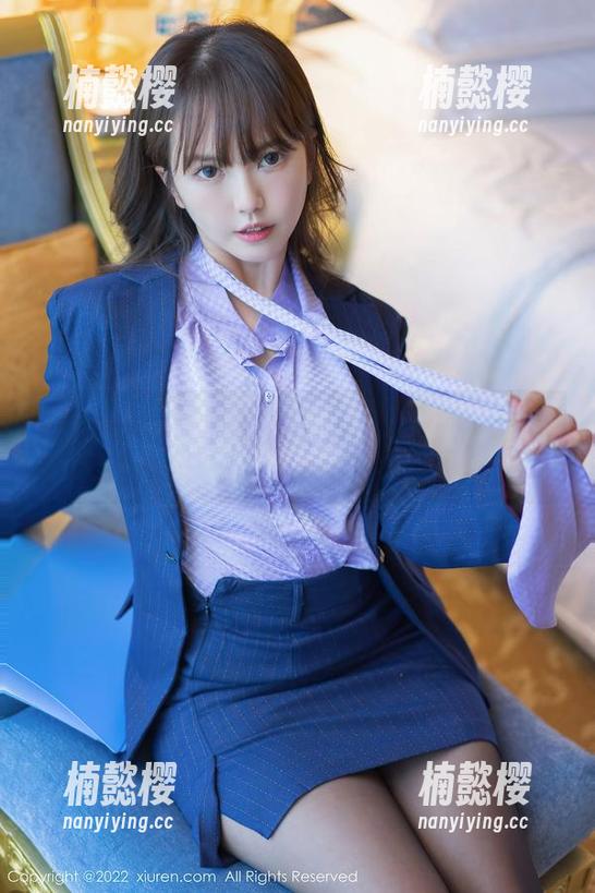 秀人网-良人非爱人 秀人网 - 良人非爱人出街记:礼服分享,顺便提醒大家不要打翻果汁!