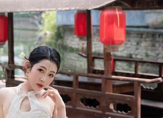 秀人网 – 芭比KIKI在旗袍里，真正的写真技艺—是美图还是套路？