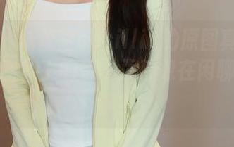 秀人网 – 陆萱萱cecillia的原图真的白到发光，图册上的每一页都像在闲聊她的心事？
