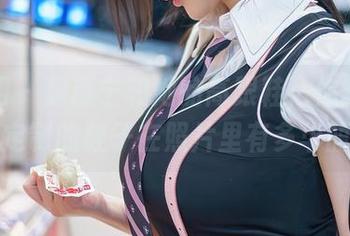 秀人网 – 静颜宁和她的高跟鞋，你能想象这双定制的鞋子在照片里有多华丽吗？