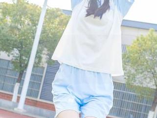 稚乖画册 – 从未见过的短裤风采！夜夜的最新套图给你不一样的视角！
