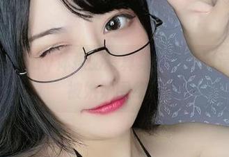 糖果果Candy体操服写真集，下载时请确保不被嫉妒围绕！