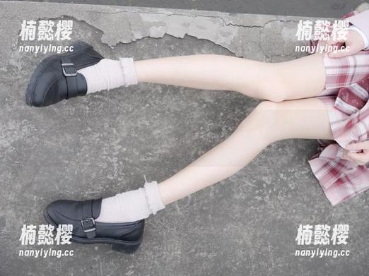 紧急企划-小恩 紧急企划 - 小恩的最新写真,丝袜搭配才华的完美体现!