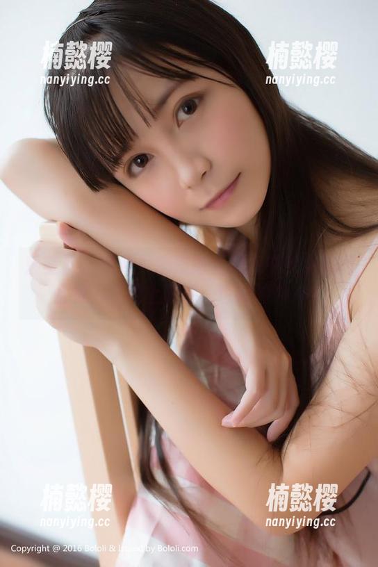 菠萝社-柳侑绮 菠萝社 - 就酱!柳侑绮全新海中少女美图合集,不用上胶卷,也得冲冲冲!