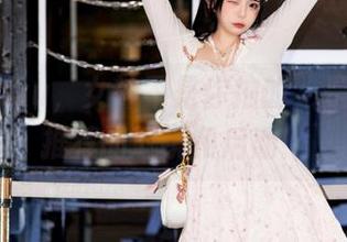 落落Raku，女神不是你拍的，是你全套推荐的滤镜和后期！