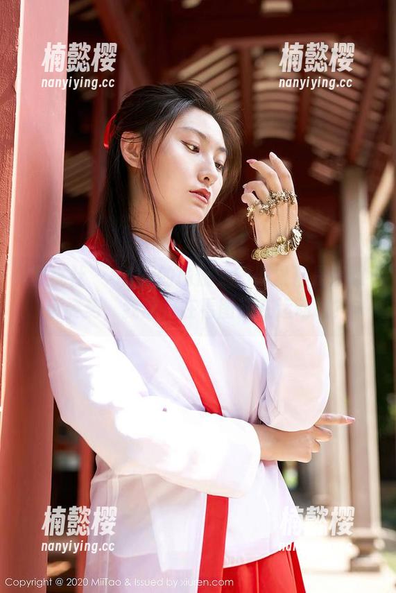 蜜桃社-Suki 蜜桃社 - Suki的瑜伽,图册里都是高难度姿势,我这是在看图还在运动吗?