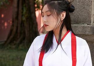 蜜桃社 – 印象里的露西Lucy又白又仙，合集里的套图竟然让我联想到了漂洗粉…