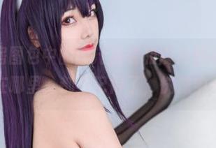 嘘，私房图包中的蜜汁猫裘和魔女旗袍，细节在哪里，都不记得了，恍惚中…