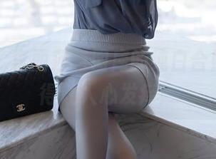 语画界 – 李丽莎与图库的纯白合照，真白得让人心发痒！