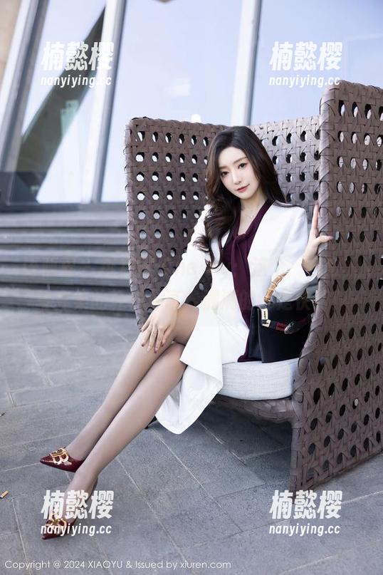 语画界 - 绯月樱-Cherry：这个‘日常’写真集的轻松分享，满满的都是快乐！