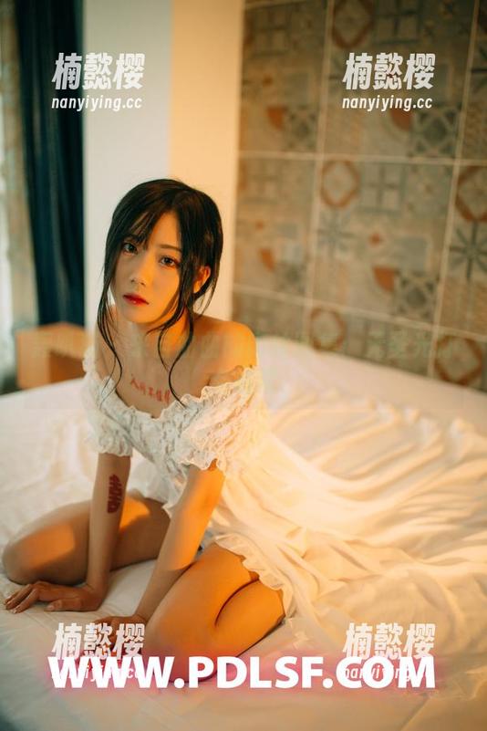 轰趴猫-曲曲 轰趴猫 - 来自曲曲的肉丝图集:无圣光打卡线索