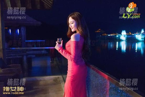 青豆客-娜依灵儿 青豆客 - 别说我没提醒你,娜依灵儿“镂空”高清套图,看完可能会心痒。