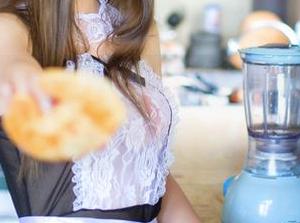 青豆客 – 看了谢忱倬的最新套图，剧情比我想象的复杂多啦